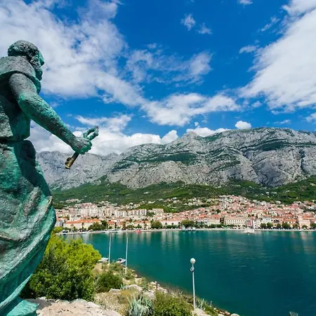 アパート Vekic *