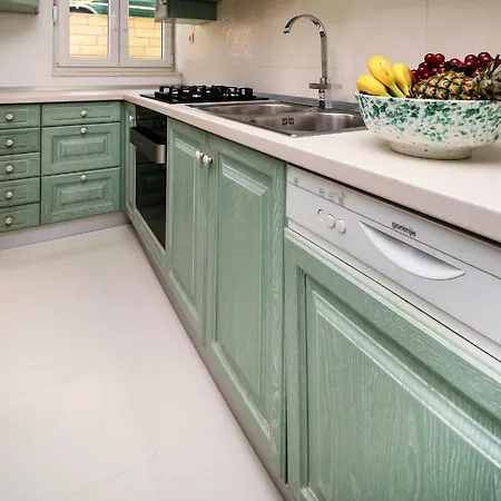 アパート Vekic マカルスカ