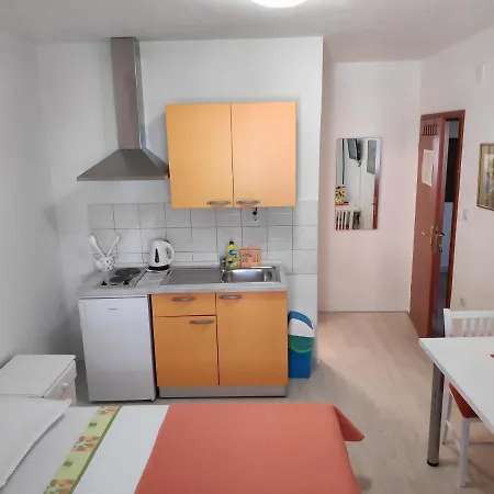 Vekic Apartman Makarska