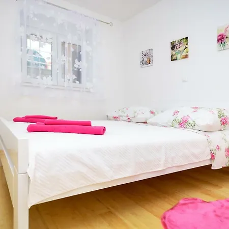 Vekic Apartman *