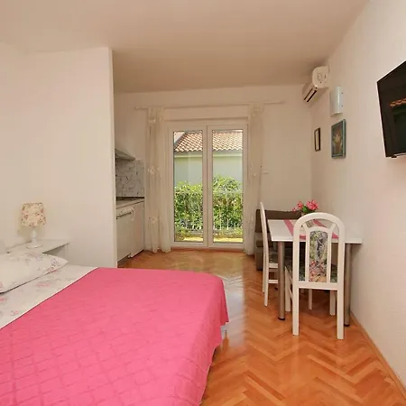 Apartment Vekic