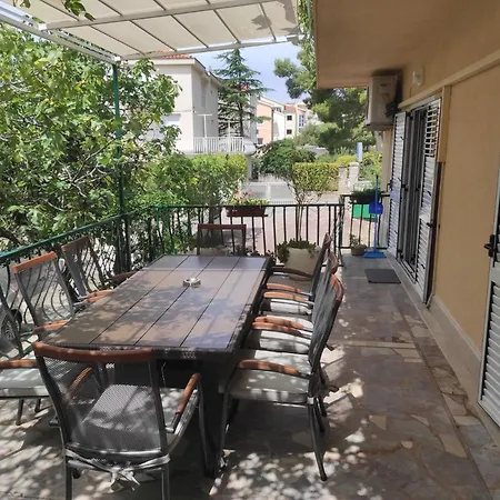 Vekic Apartment Makarska